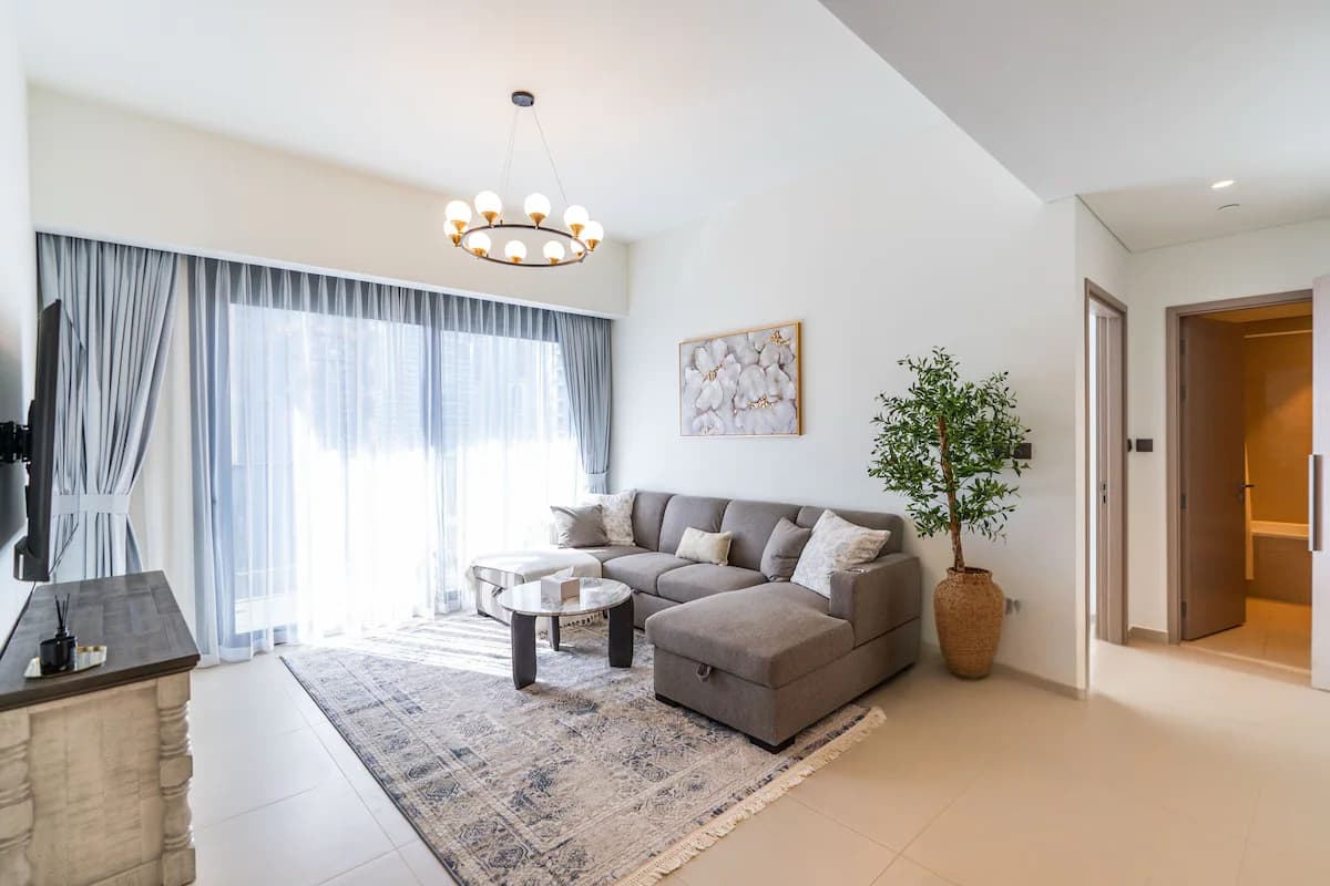 Living area of the 1-bedroom apartment at act one / act two